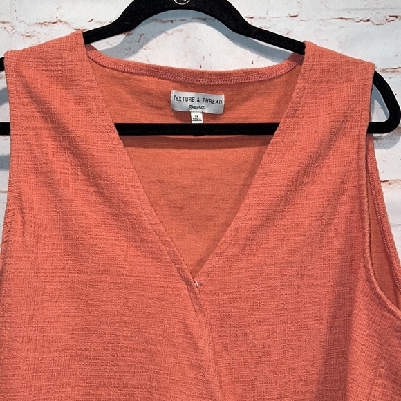 Madewell texture and thread sleeveless blouse side tie splice neck line plus 3x - Picture 2 of 8